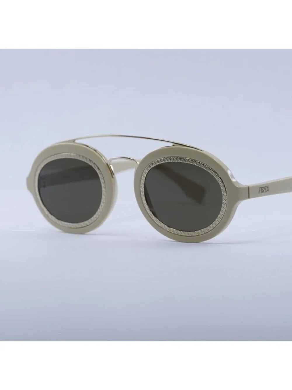Fendi FE40094I 25E Sunglasses Ivory/Gold Oval Frame, Brown Lenses
